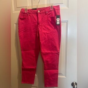 crown & Ivy cropped pants.